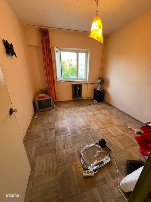Apartament 3 camere, 2 bai, DECOMANDAT, etaj 2, bloc 1986, Granit