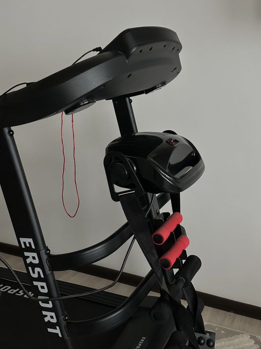 Продам беговую дорожку