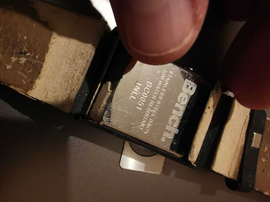 Led Часовник Bench