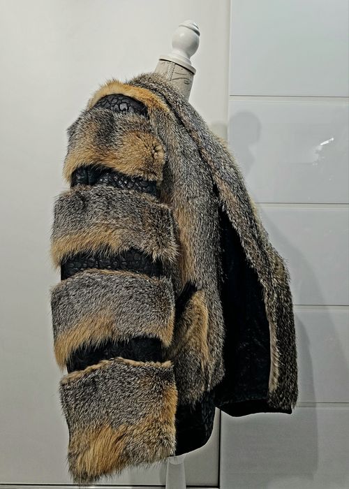 Haină din Blană Naturală de Vulpe și Piele!