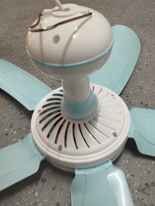 Потолочный вентилятор