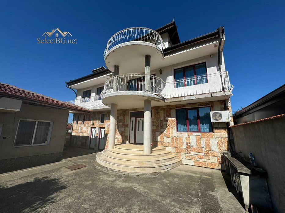 Продава се Къща в Лясковец - 496 кв.м за 505 €/кв.м - Снимка #1