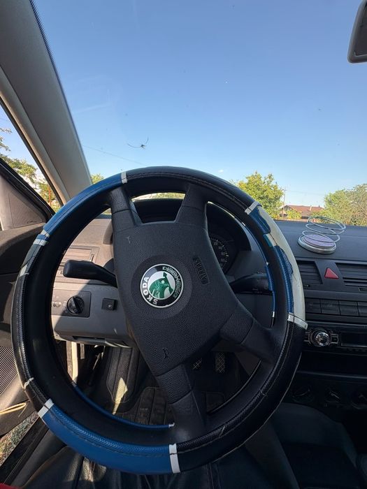 Vând sau sxhimb scoda fabia  cu acte valabila