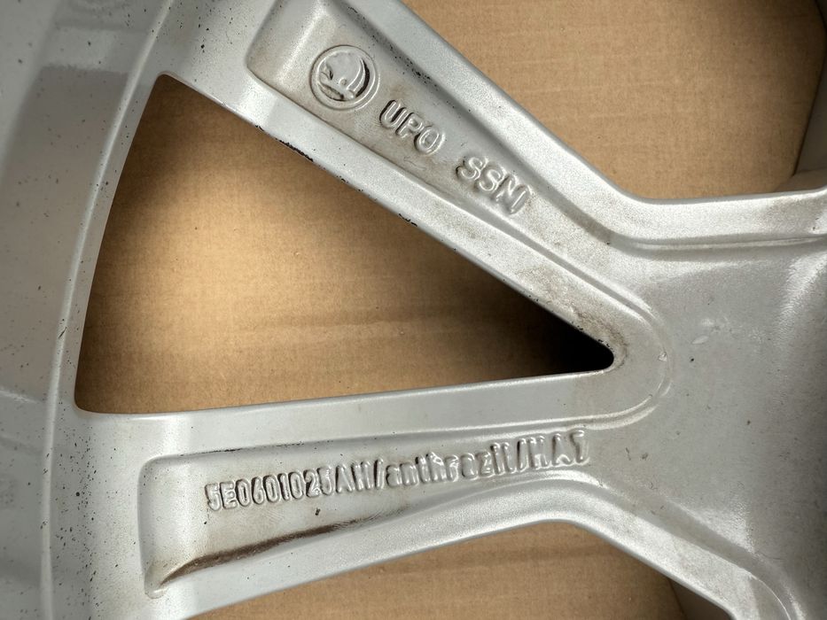 Jante Skoda Octavia Superb Rs Vrs R19 Model Xtreme X treme 7,5jx19ET51