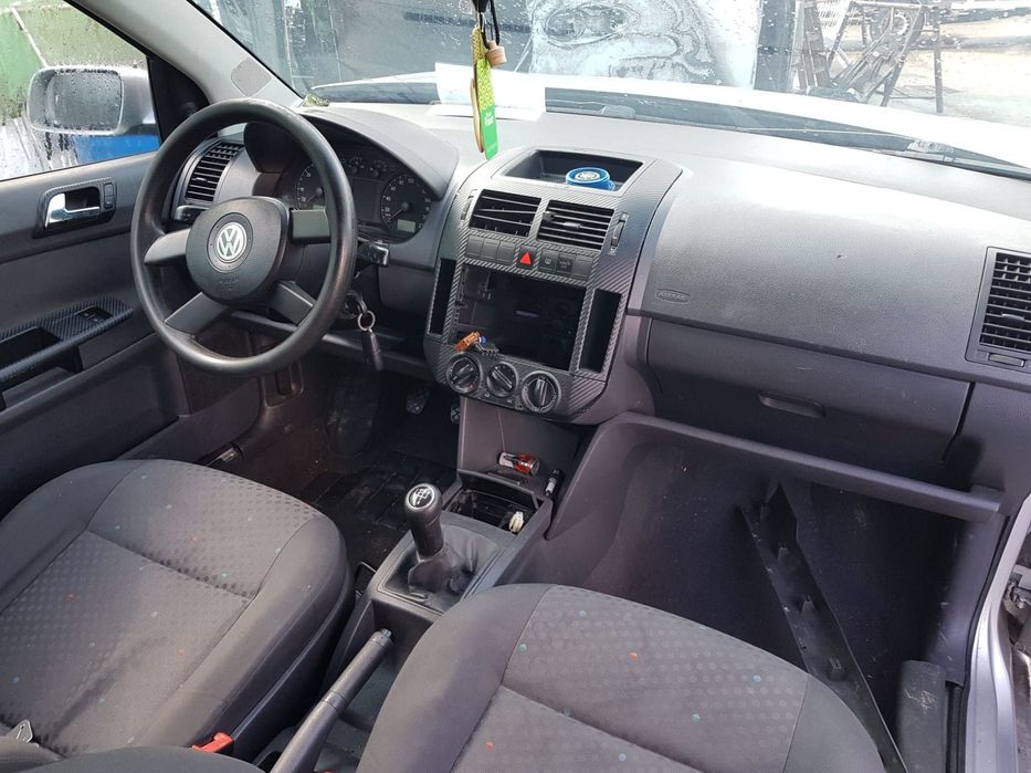 Dezmembrez Volkswagen VW Polo 4 9N [2001 - 2005] 1.2 benzina awy