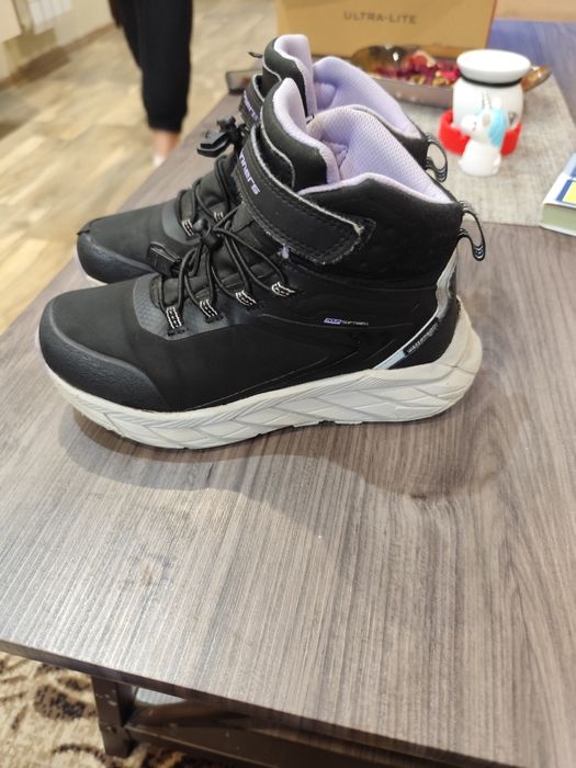 Децки спорни зимни обувки