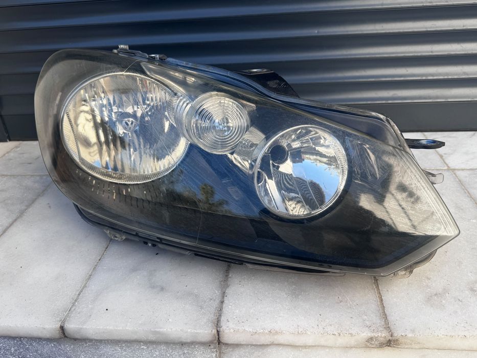 Vand Far dreapta VW Golf 6