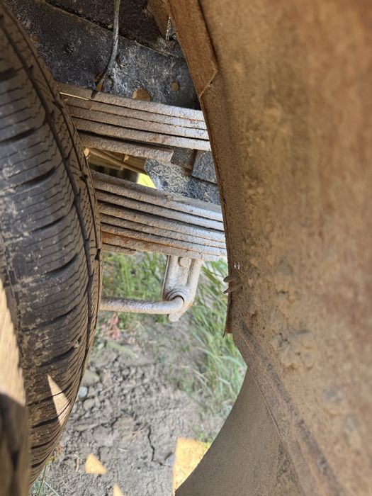 Iveco 2.8 diesel / basculabil