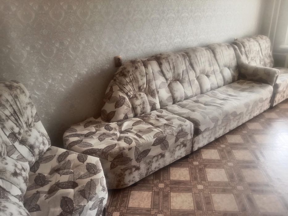 Продам диван в хорошем состоянии