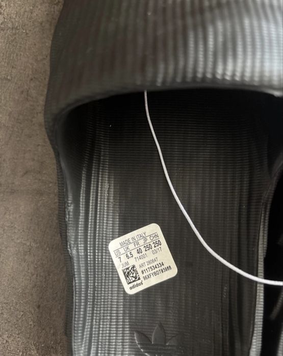 Papuci Adidas Adilette