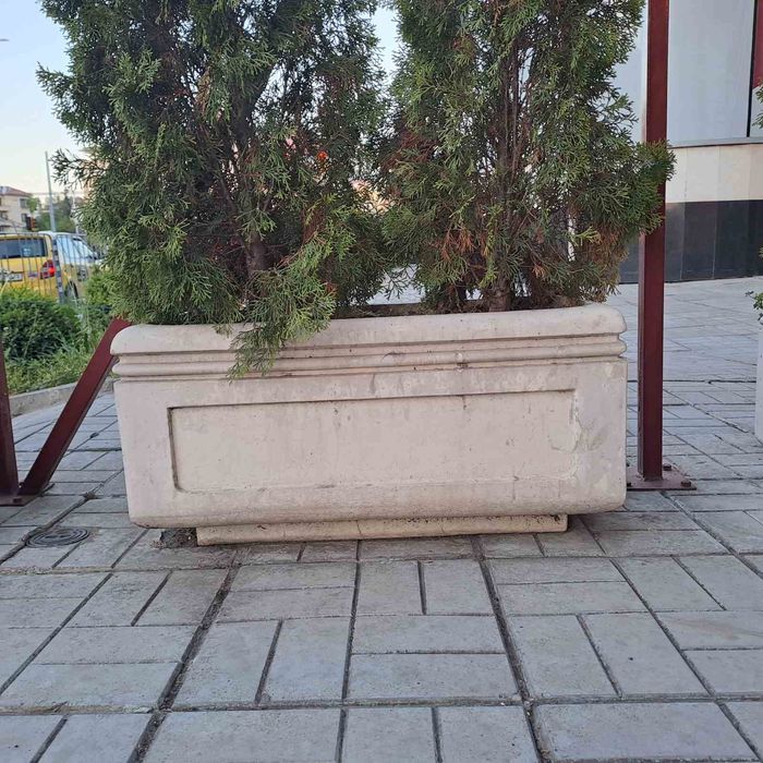 Градински кашпи от бетон