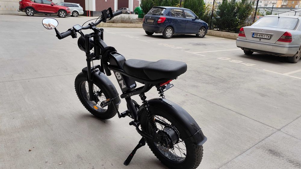 Riding Times Z8 E-bike + Seat Extension