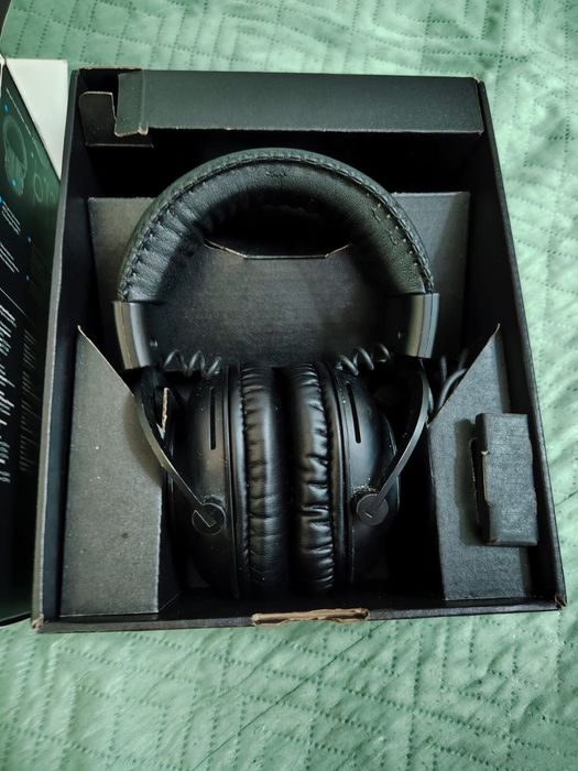 Игровые наушники Logitech G PRO