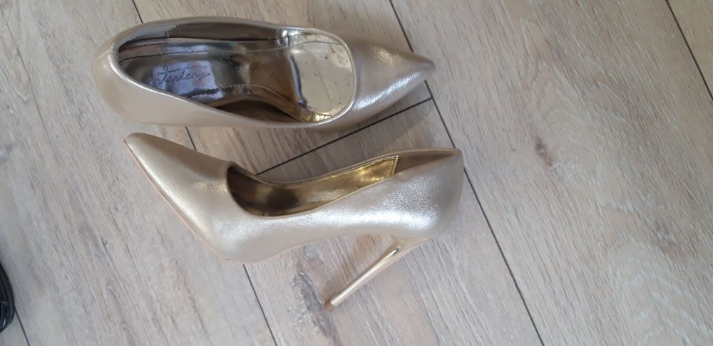 Елегантни обувки!