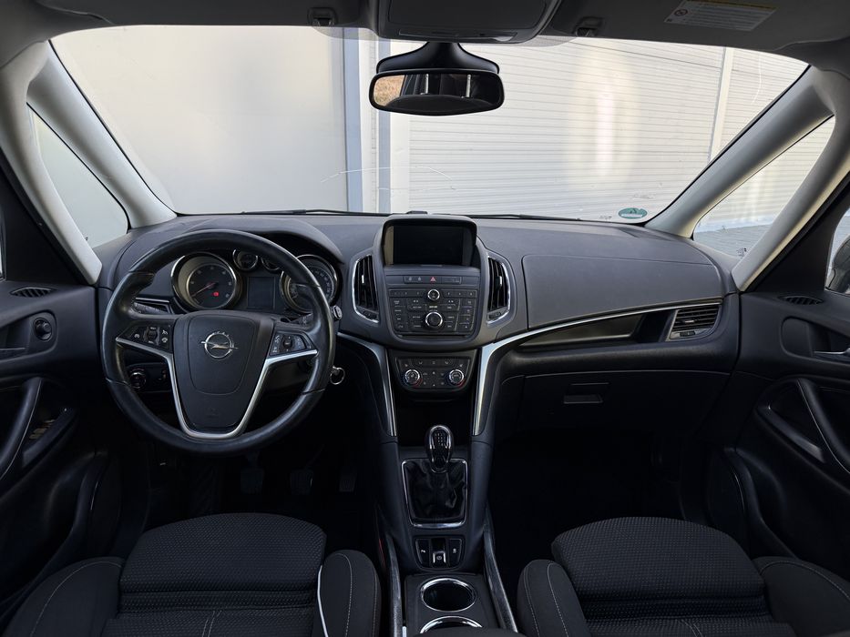 Opel zafira / 2.0 cdti / 7 locuri