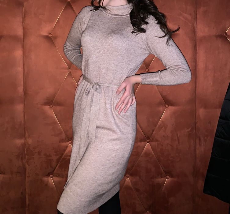 Продам платье теплое