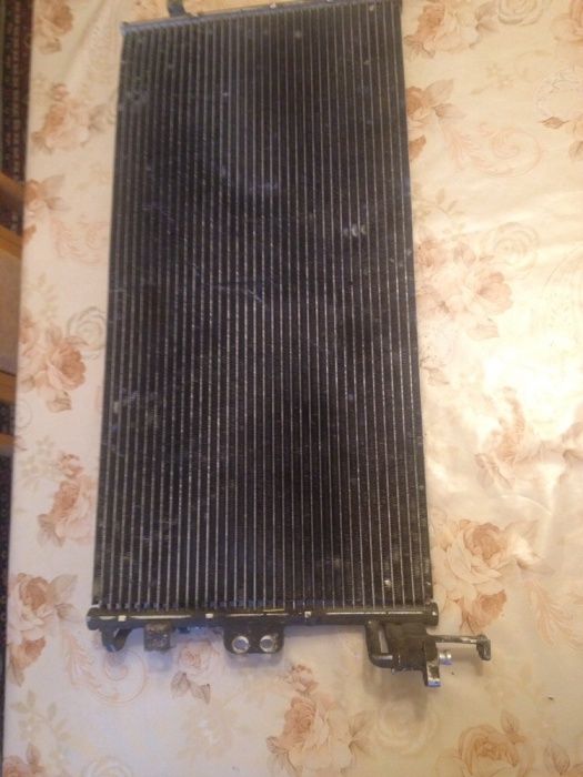 Радиатор за Hundai sonata за климатик 50лв.