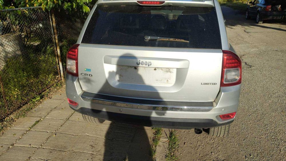 Jeep Compass 2.2 2011г на ЧАСТИ →