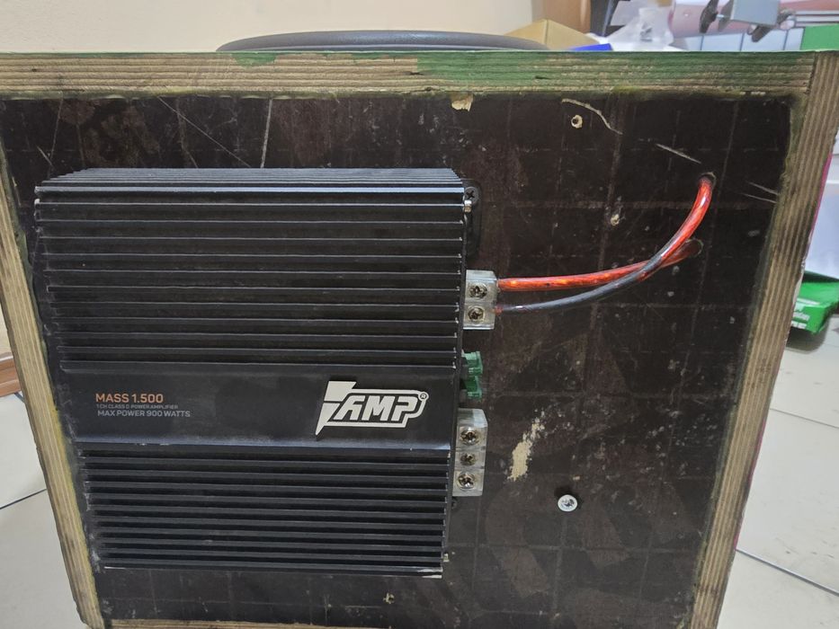 Сабвуфер саб 12" В отличном состоянии