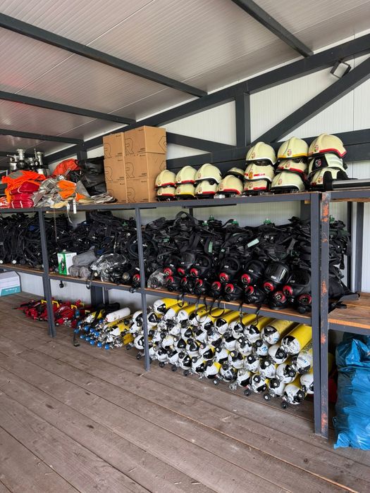 Accesori pompieri Aparate respirat buteli costume casca masca Germania