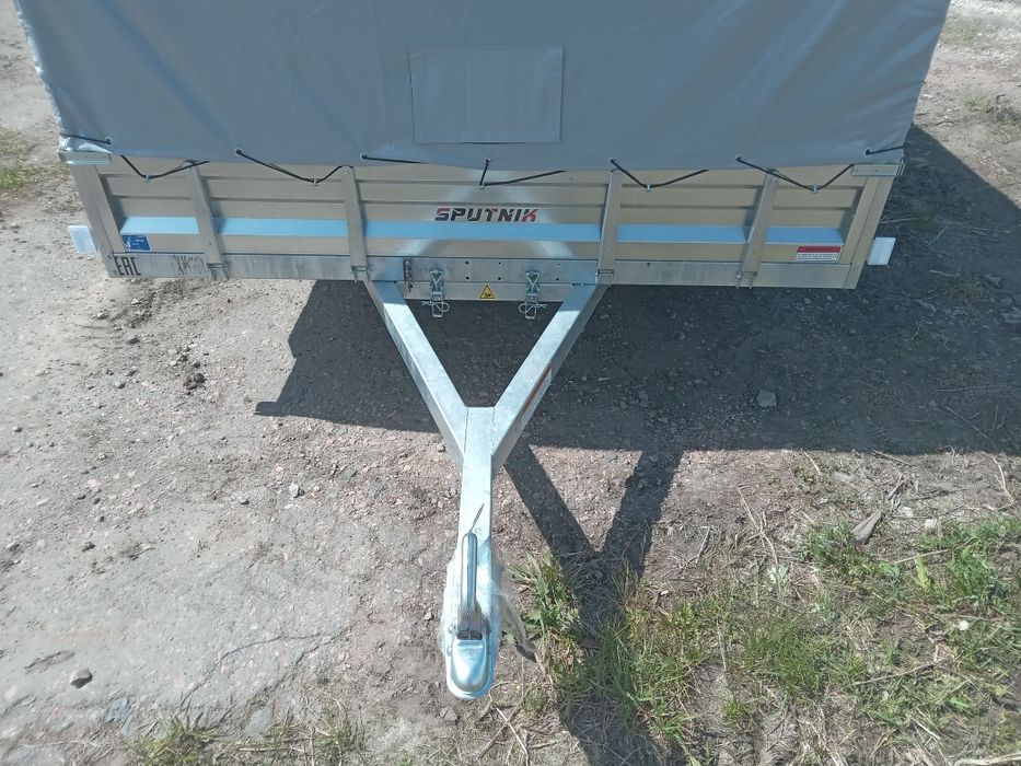 Прицеп  легковой спутник
