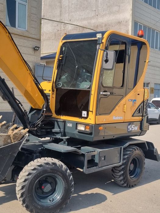 Ekskavator Hyundai 55