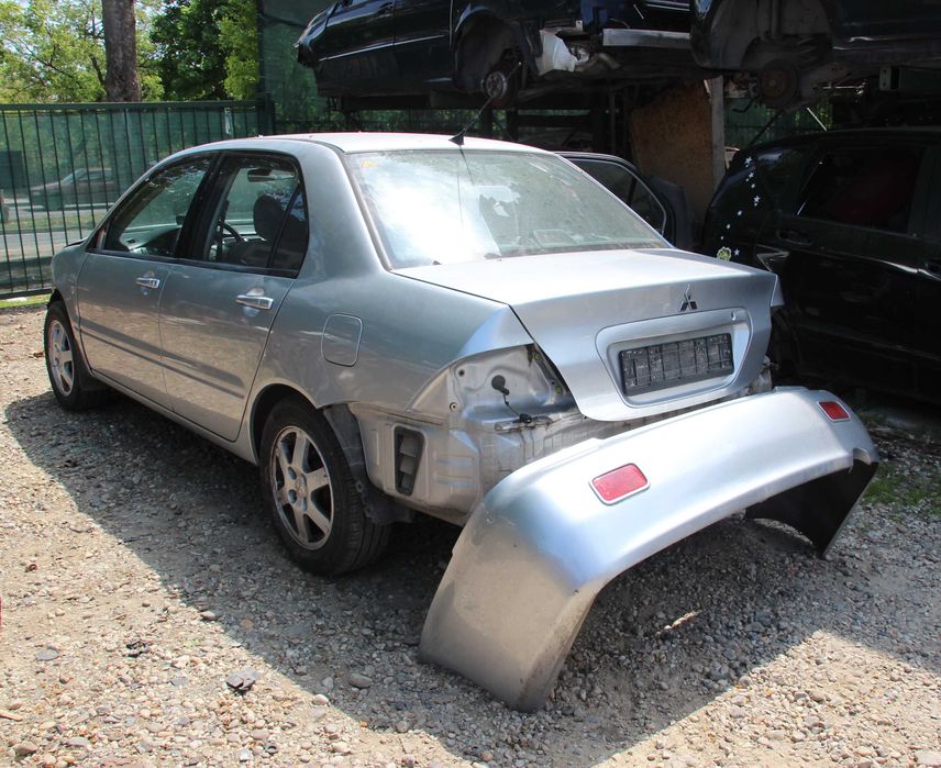 Mitsubishi  Lancer	1.6i – само за части