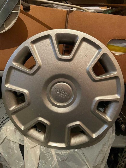 Vând jante otel Ford Focus 2 pe R15 + cauciucuri iarna Barum