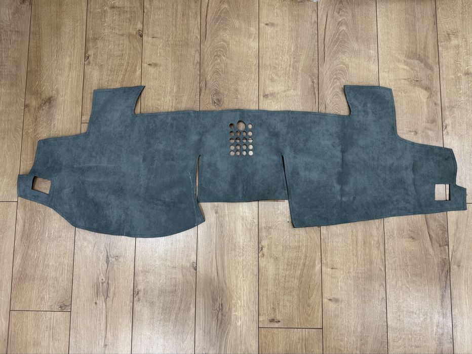 Продам накидку на панель камри 55 американец