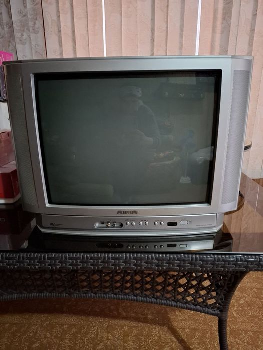 Продается телевизор