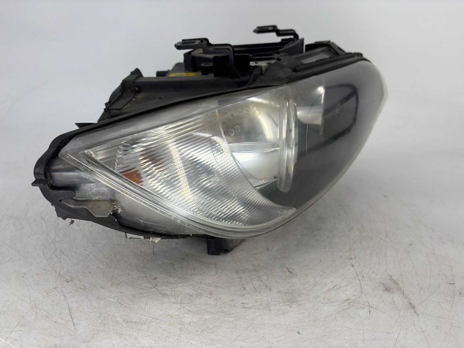 Far dreapta cu xenon Bmw seria 3 E92 coupe