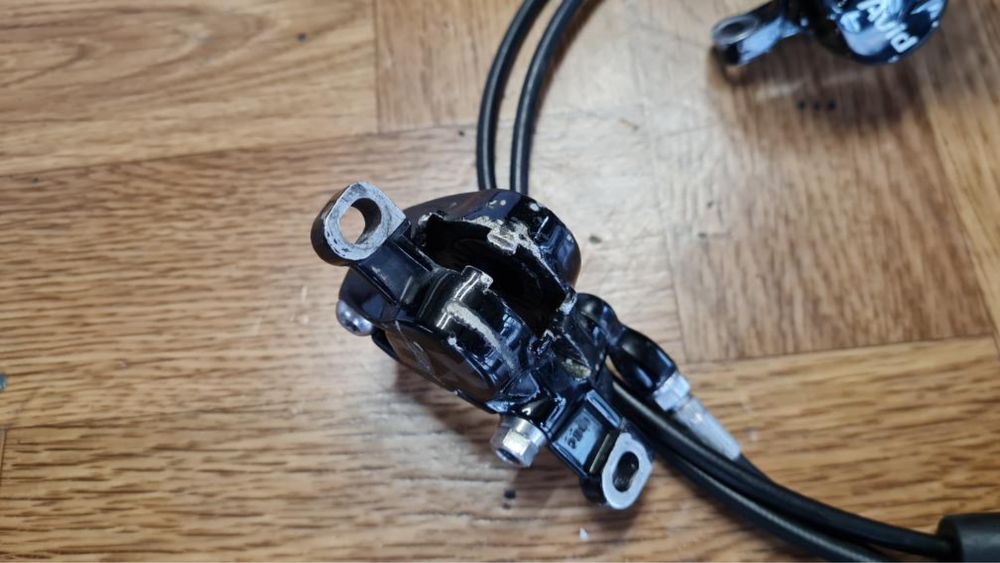 Продавам спирачки  и дискове