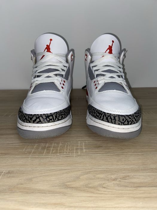 Jordan 3 Fire Red