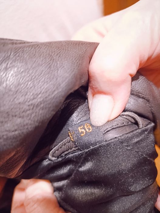 Продам мужскую кожаную куртку