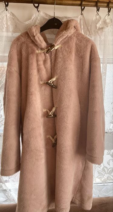 Пухено палто в розов и зелен цвят