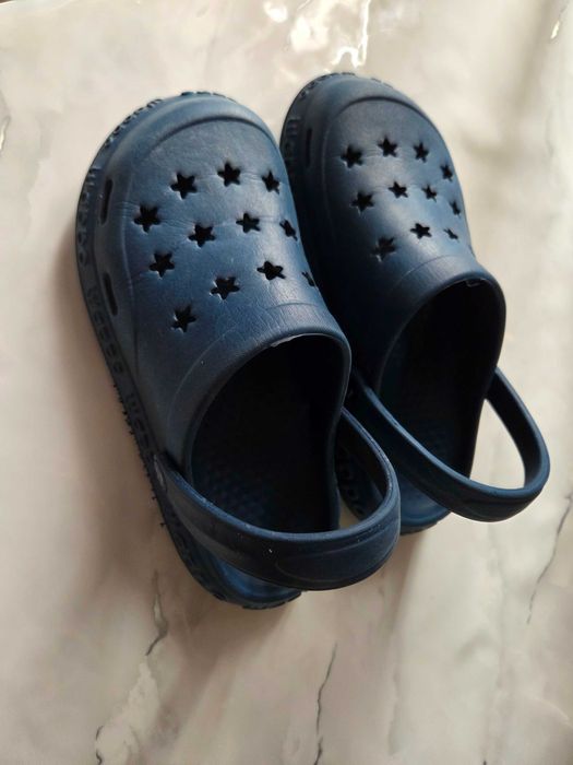 Шлепки, сланцы, кроксы .р35