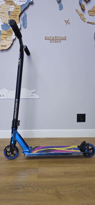 Трюковой самокат Longway