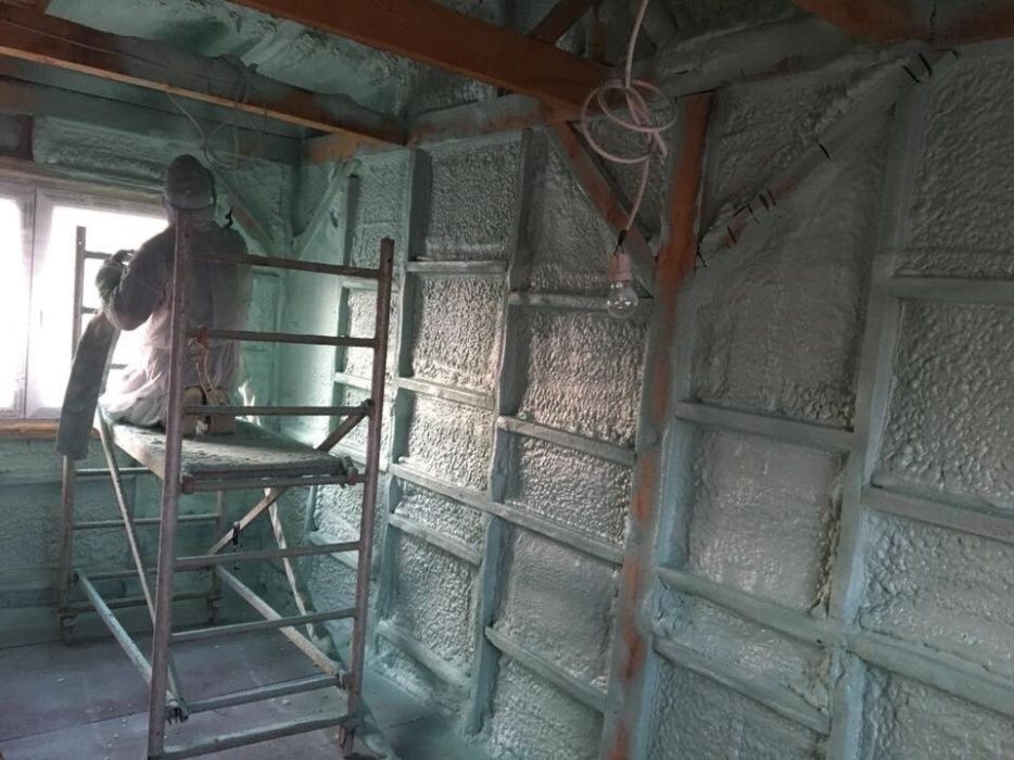 Izolatii spuma poliuretanica/Prețuri Fără Concurenta