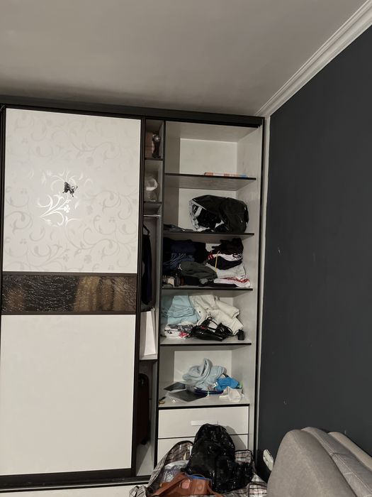 Шкаф в хорошем состоянии