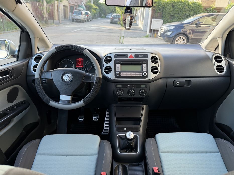 Volkswagen Golf 5 Plus CROSS 2.0 TDI 140 CP | 2008 | Garanție 12 luni
