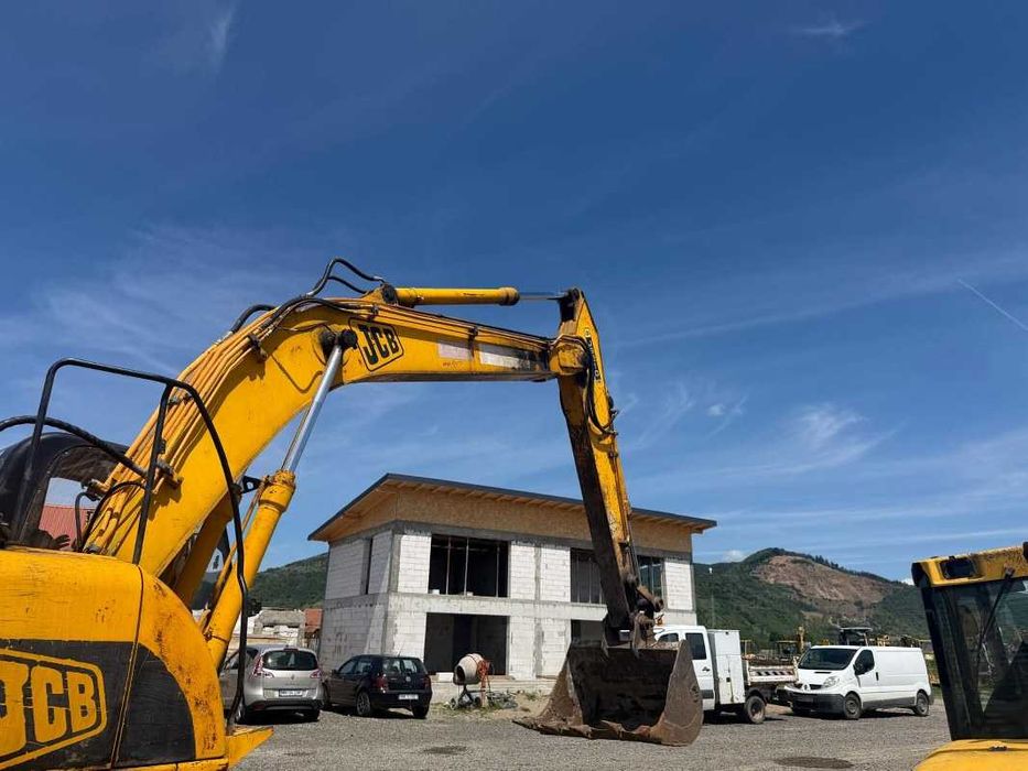 Senile excavator pe senile JCB JS210 LC piese