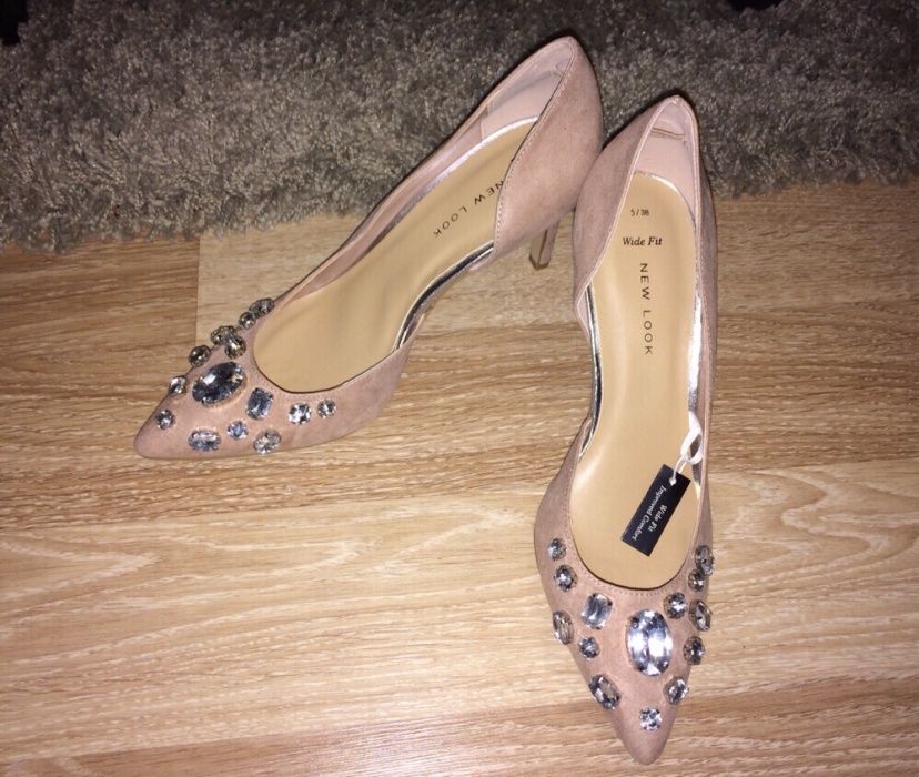 Нови обувки New Look