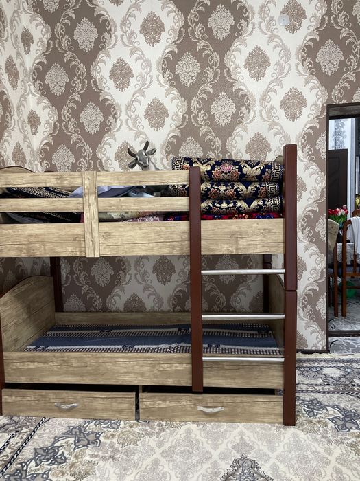 Болалар учун икки қаватли кровать