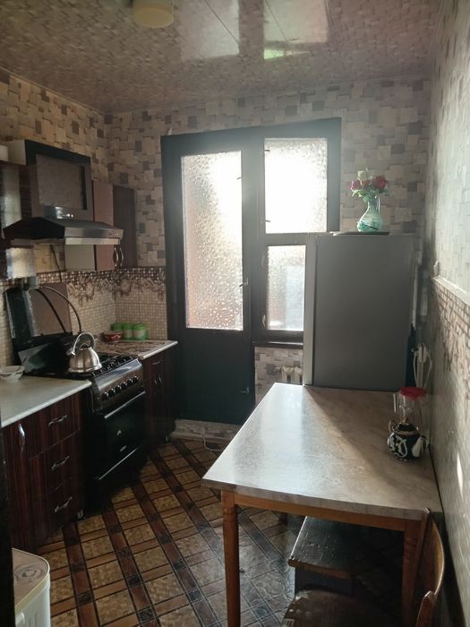 4 xonali uy loja bilan 5 xona buladi