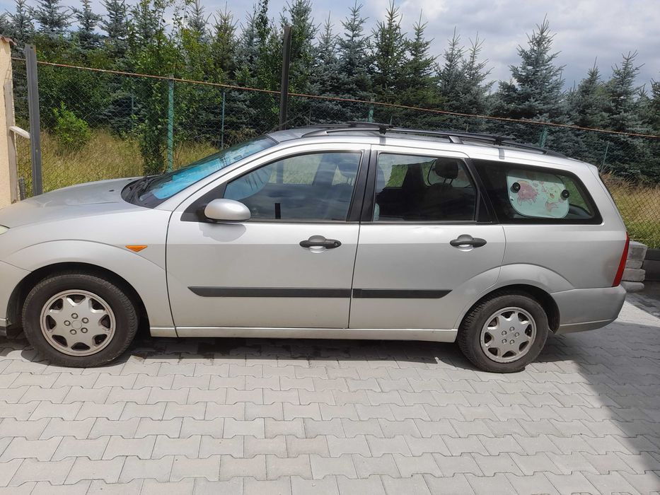 FORD Focus 2000