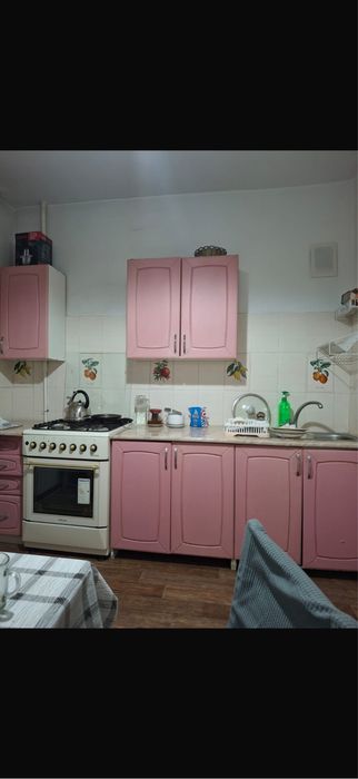 мебель хорошая заберайте на дачу