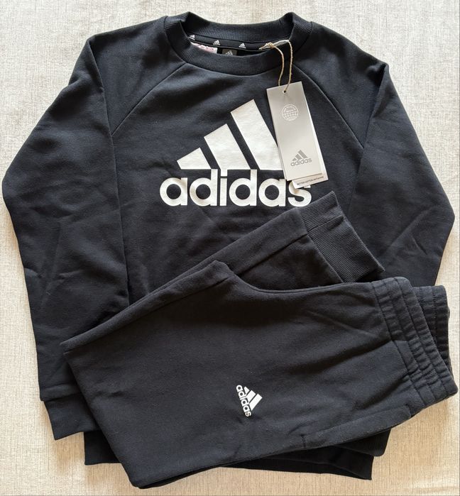 Оригинален анцунг Адидас