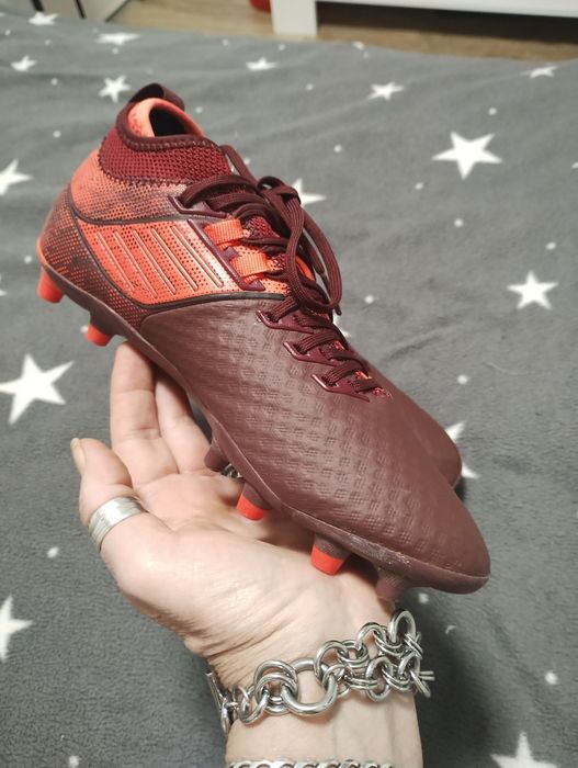 Pantofi fotbal mărimea 39