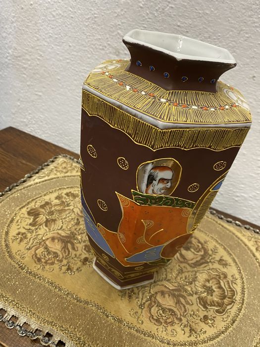 Японска ваза от порцелан сацума