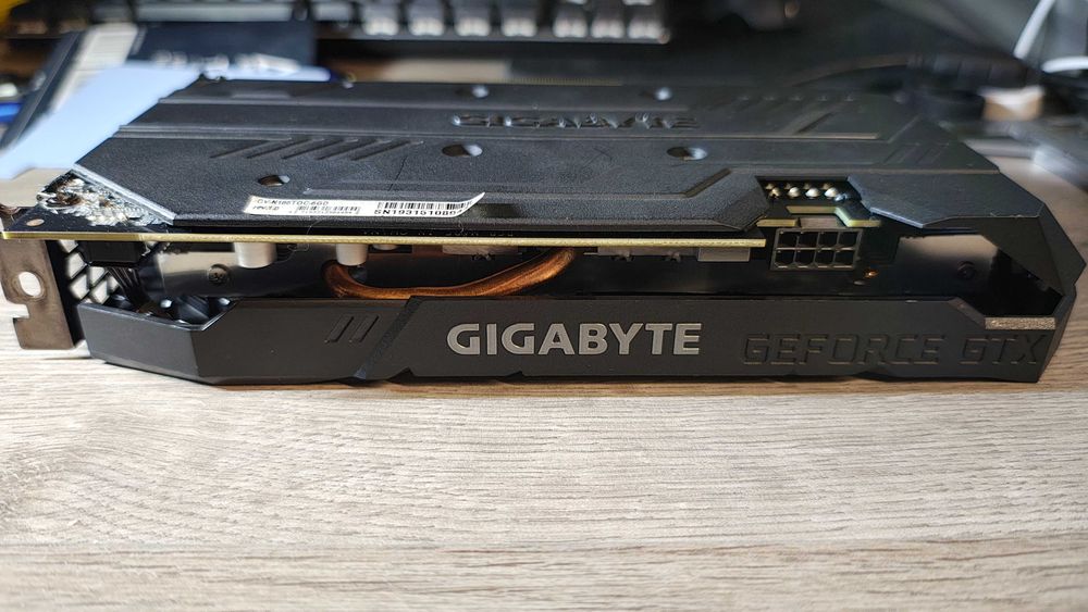 Rezervat - placa video Gigabyte GTX 1660 Ti 6GB GDDR6